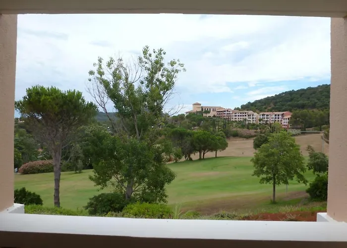 Cap Esterel Village : 4 Pers Au Calme Climatise F5