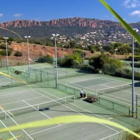 Cap Esterel Village : 4 Pers Au Calme Climatise F5 Сен-Рафаэль