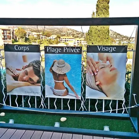 Апартаменты Cap Esterel Village : 4 Pers Au Calme Climatise F5 Сен-Рафаэль