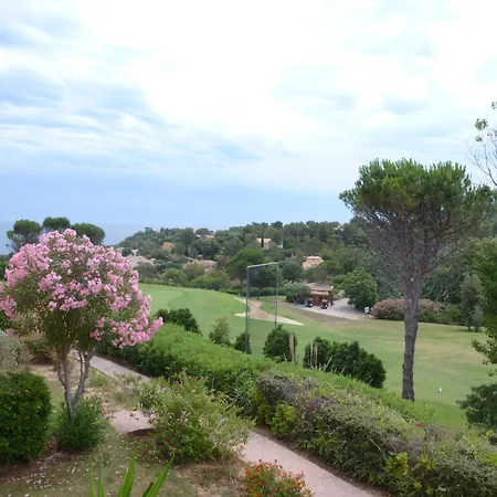 Cap Esterel Village : 4 Pers Au Calme Climatise F5