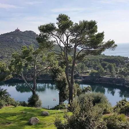 Cap Esterel Village : 4 Pers Au Calme Climatise F5 Апартаменты