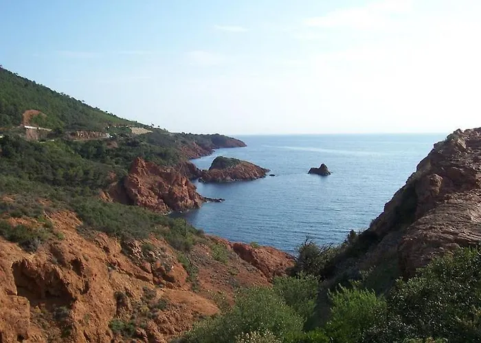 Cap Esterel Village : 4 Pers Au Calme Climatise F5