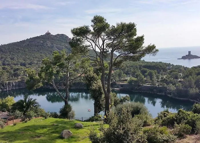 Cap Esterel Village : 4 Pers Au Calme Climatise F5 Апартаменты